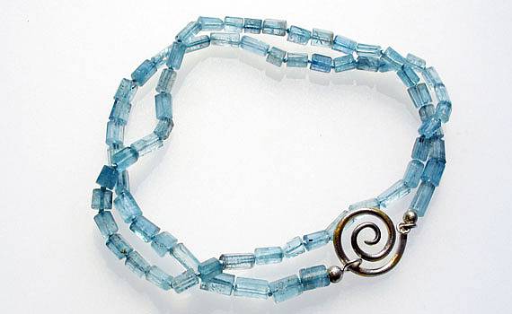 Necklaces and Pendants - 950- Palladium, Feingold, Aquamarin