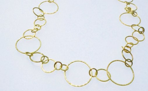 750- Gold